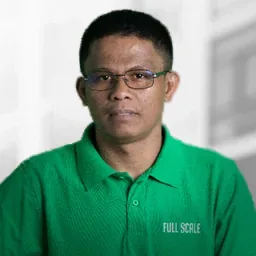 Rogelio C., Senior PHP Developer at Full Scale